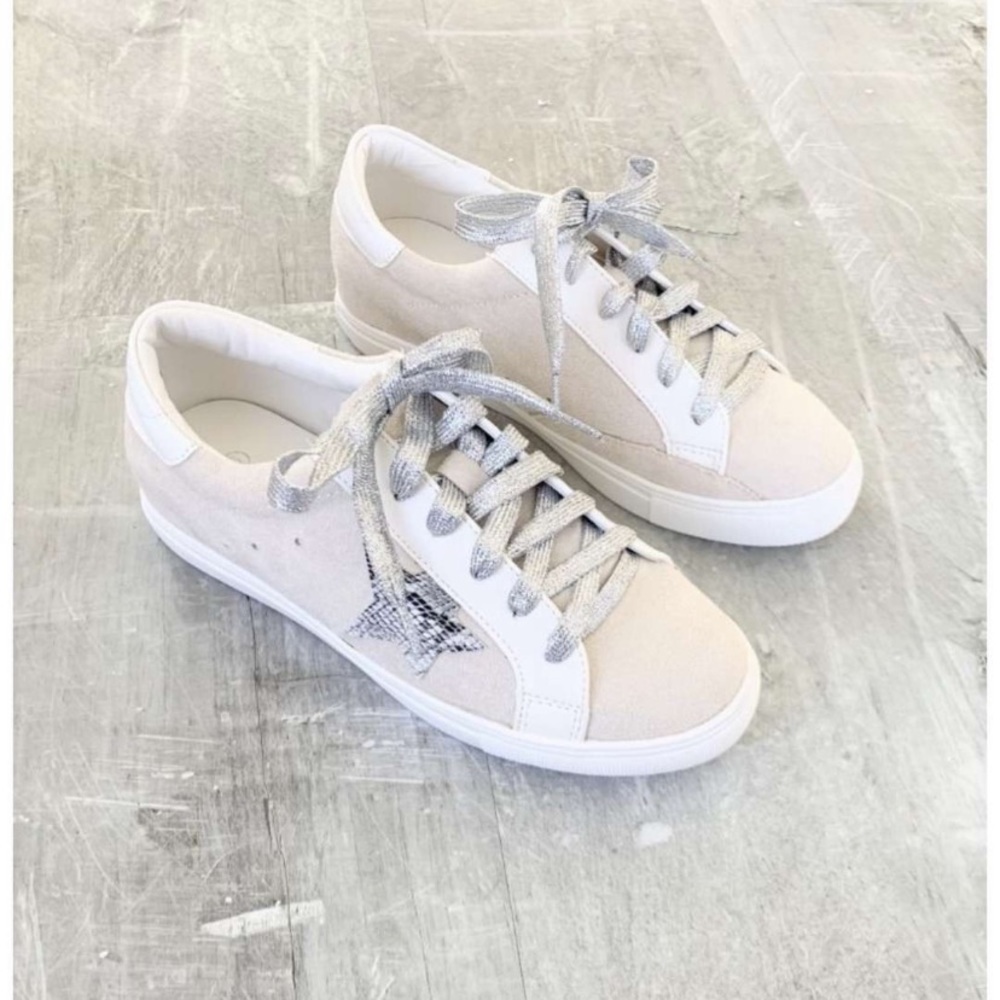 Star sneakers